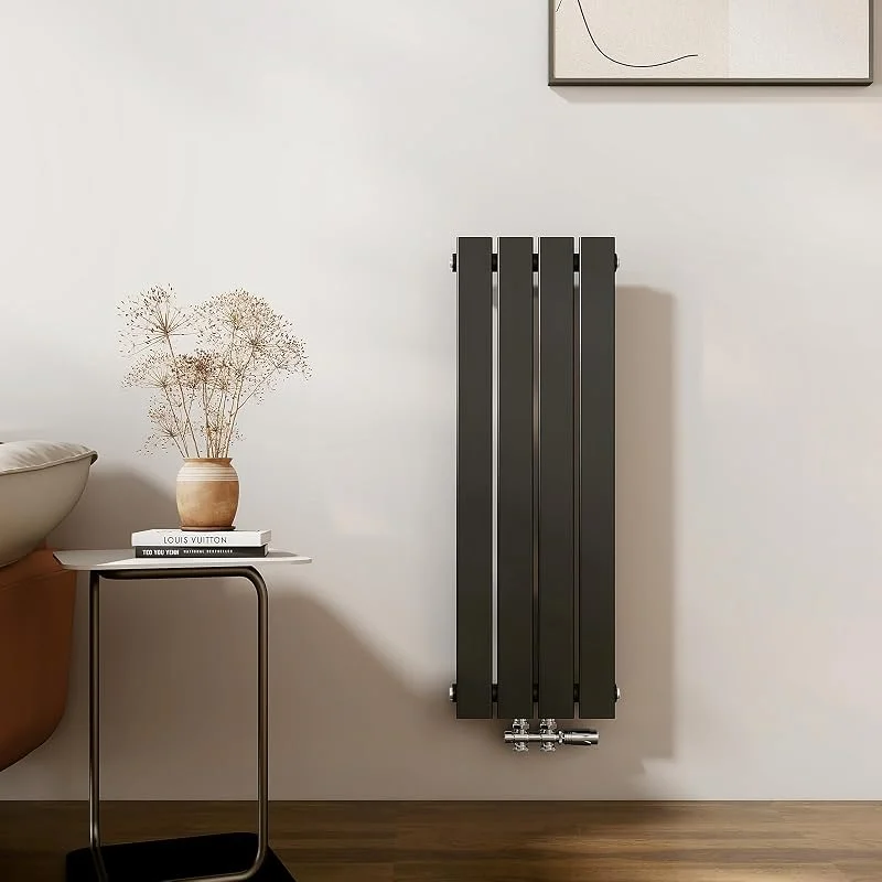 EMKE Radiador pequeno 900 x 300 mm, radiador vertical radiador de casa de banho radiador plano conexão central design painel radiador de parede de camada única preto 403 watts — Aquecimento