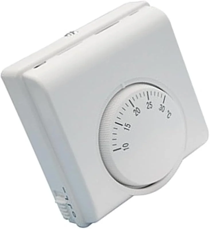 Flexo de pé articulável Rutilo, combinação elegante em branco e cromado. Medidas 180 x 28 x 28 cm, ideais para iluminar qualquer espaço com estilo e versatilidade. — Aquecimento